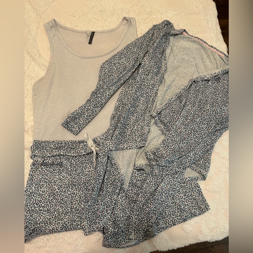3 piece leopard print pajamas